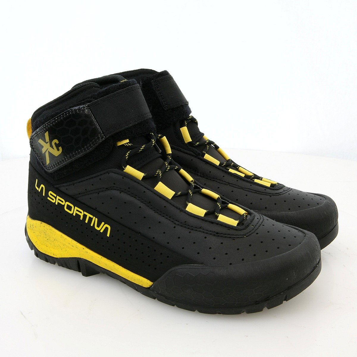 アルパインローズ / ラ スポルティバ （La Sportiva） TXキャニオン 27U